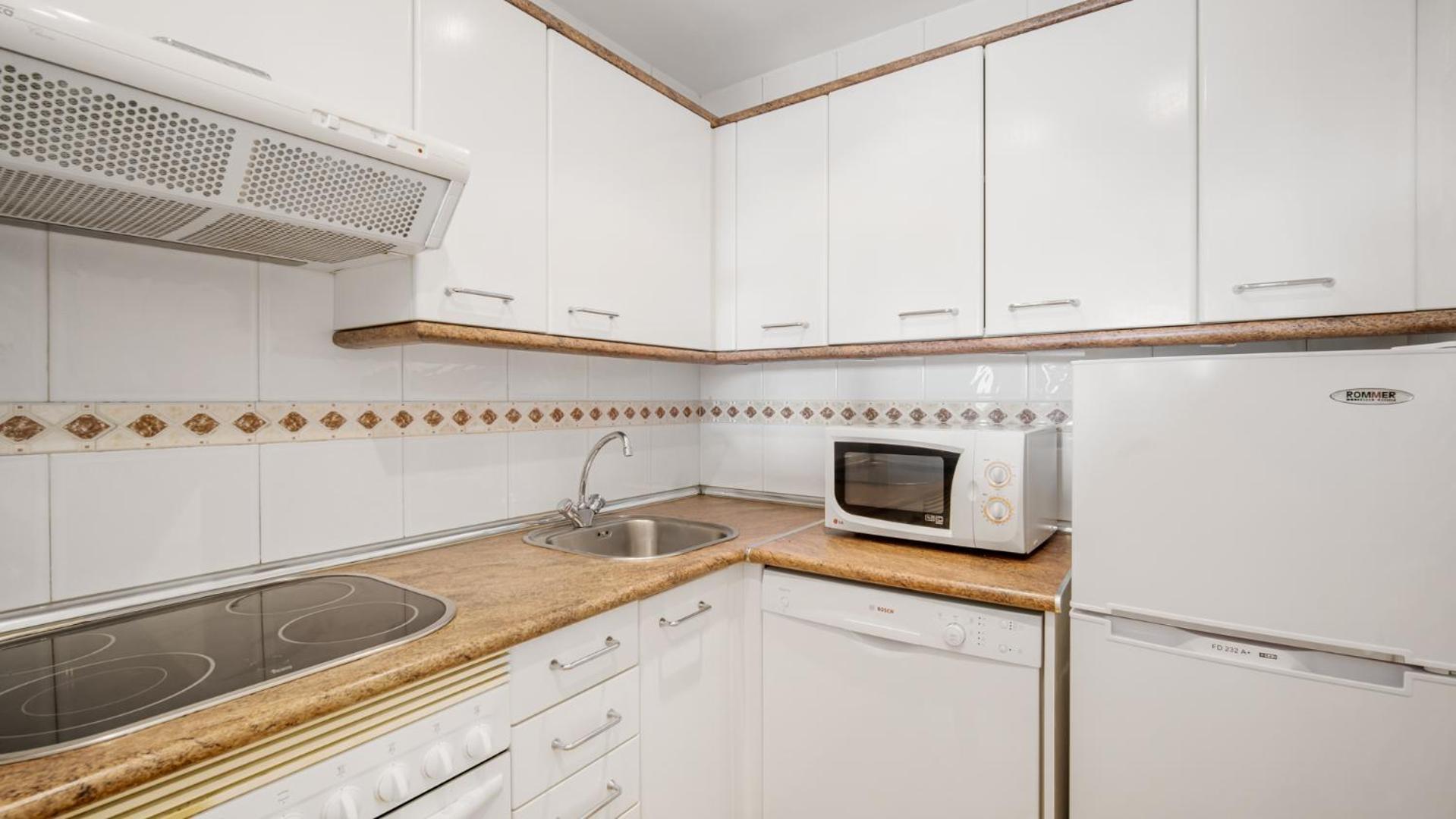 1 Bedroom Apartment, With Sea Views, In Medina Garden - Puerto Banus Marbella Eksteriør billede